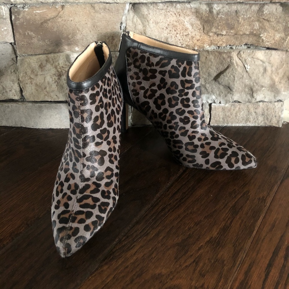 Adrienne Vittadini Leopard Booties